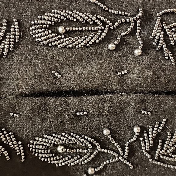 Vintage Beaded JANA lined cardigan - Picture 3 of 8